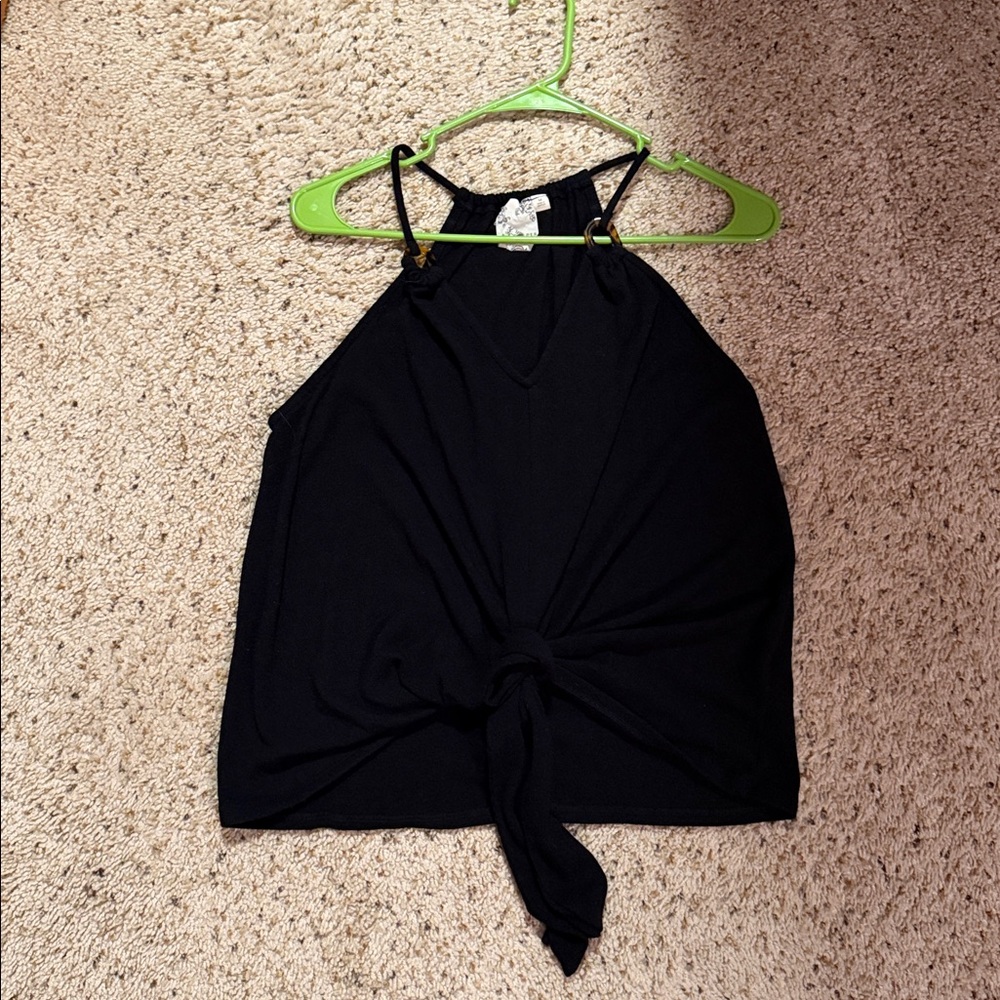 Buckle Blu Pepper ties at bottom tank top